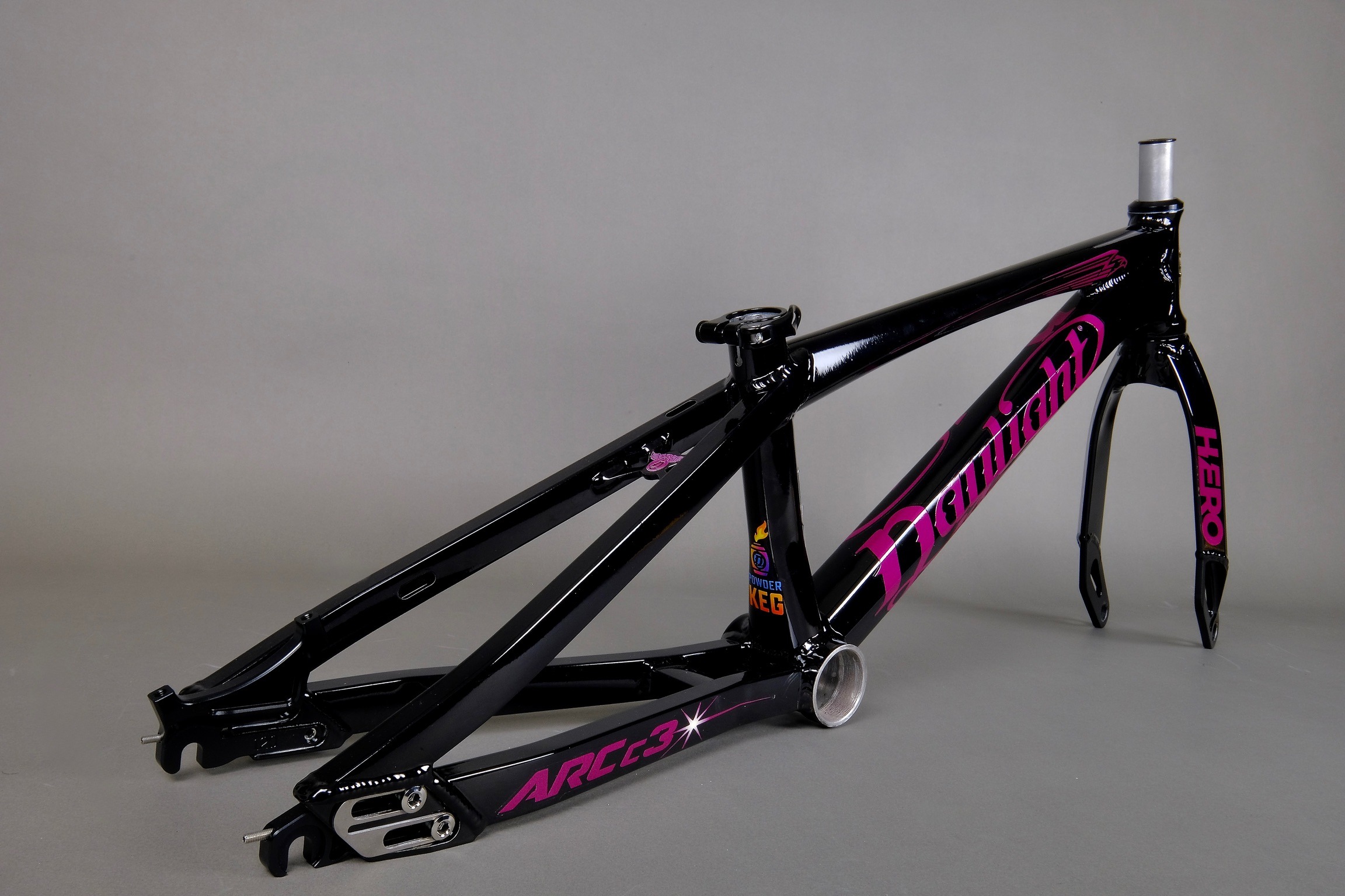 Daylight ARC c3 Frame with Hero Fork - Pony 20" - Powder Keg Black/Burgundy - Image 2
