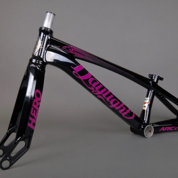 Daylight ARC c3 Frame with Hero Fork - Pony 20" - Powder Keg Black/Burgundy