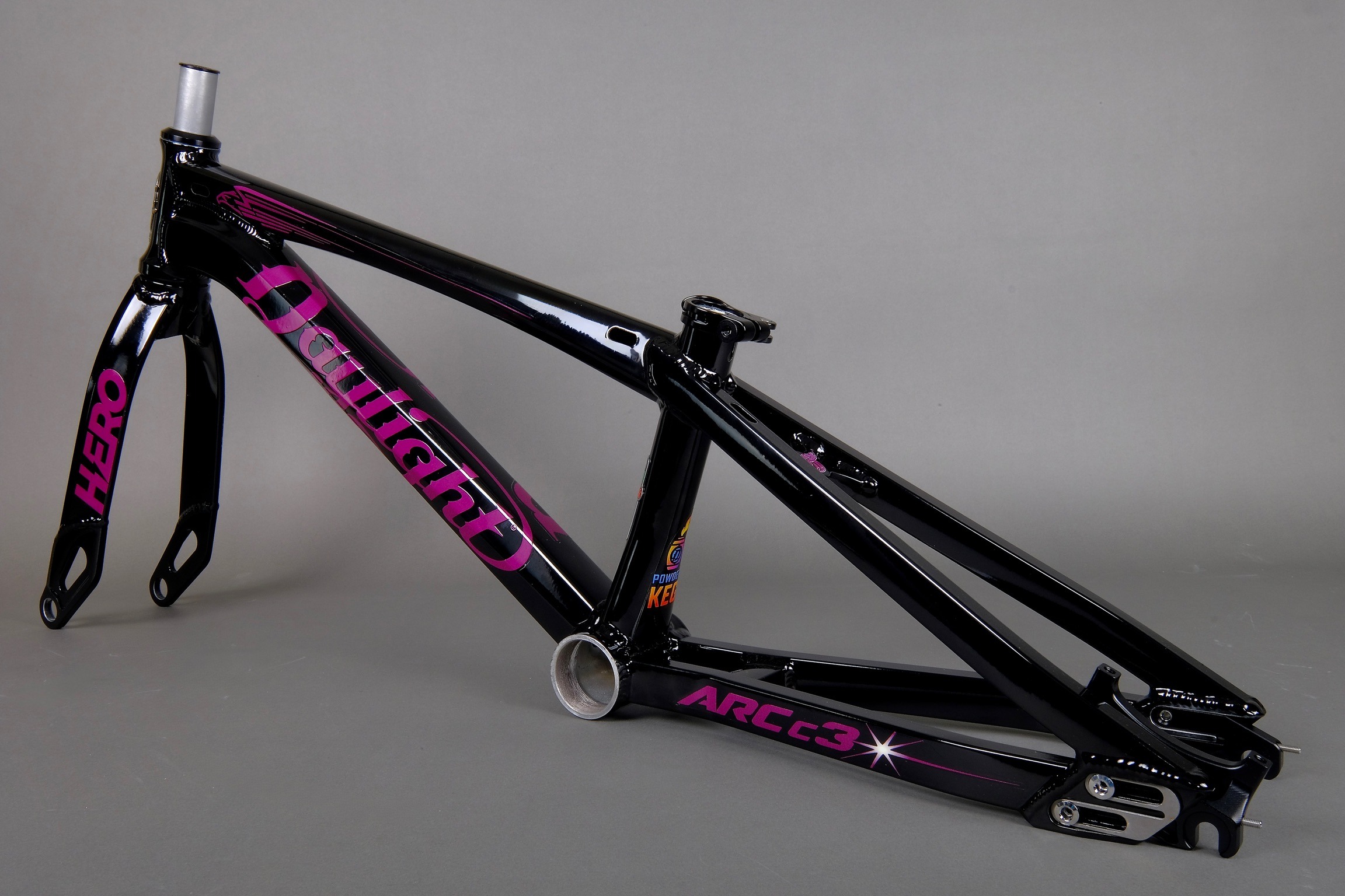 Daylight ARC c3 Frame with Hero Fork - Pony 20" - Powder Keg Black/Burgundy - Image 3